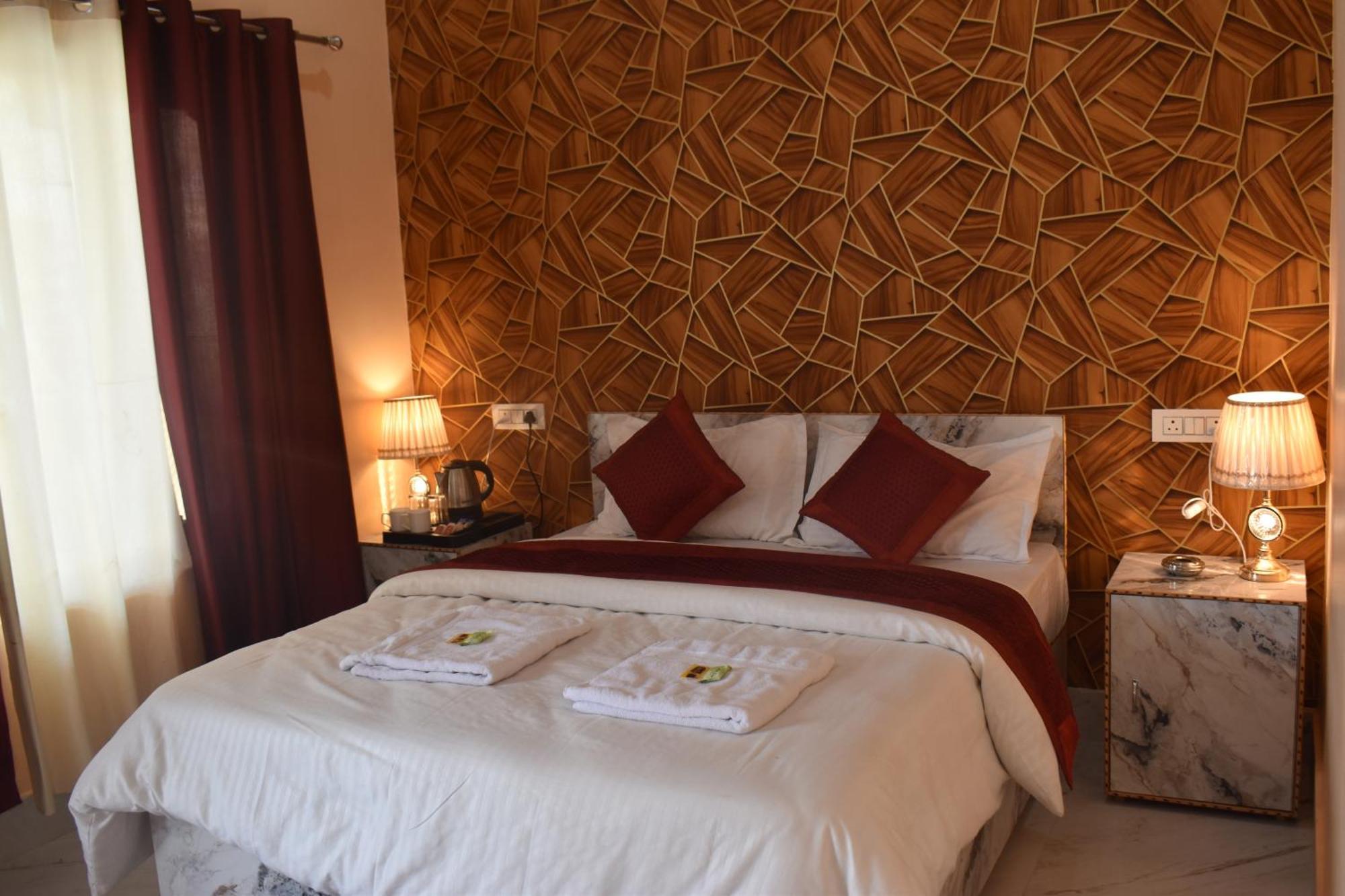 Shri Krishna Farms& Resorts Barkot Exterior foto